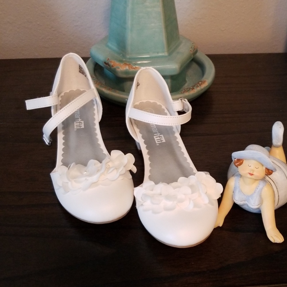 Dress shoes. Light, ivory color.